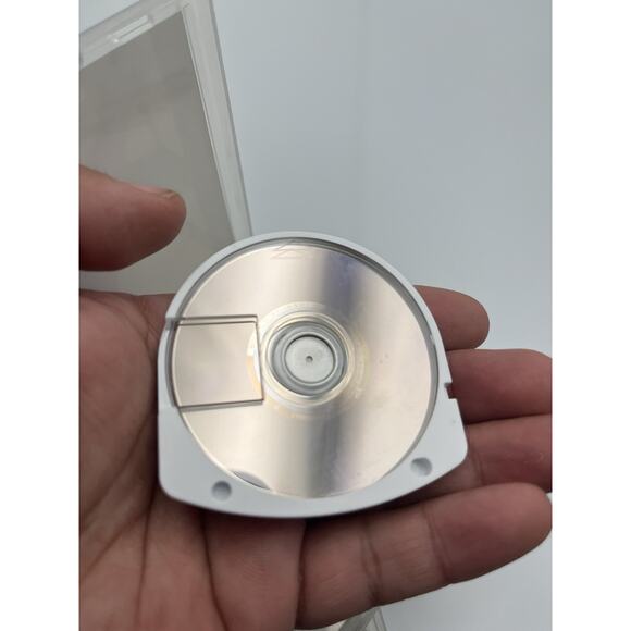 PSP PlayStation Portable Tiger Woods PGA Tour 08 Game - COMPLETE With Manual! - Picture 4 of 5